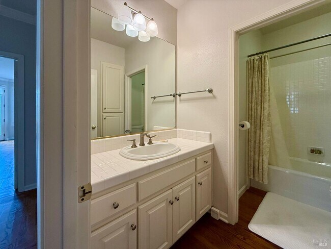 Building Photo - 1876 Heritage Way