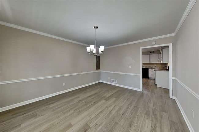 Building Photo - 1170 Colony Cir