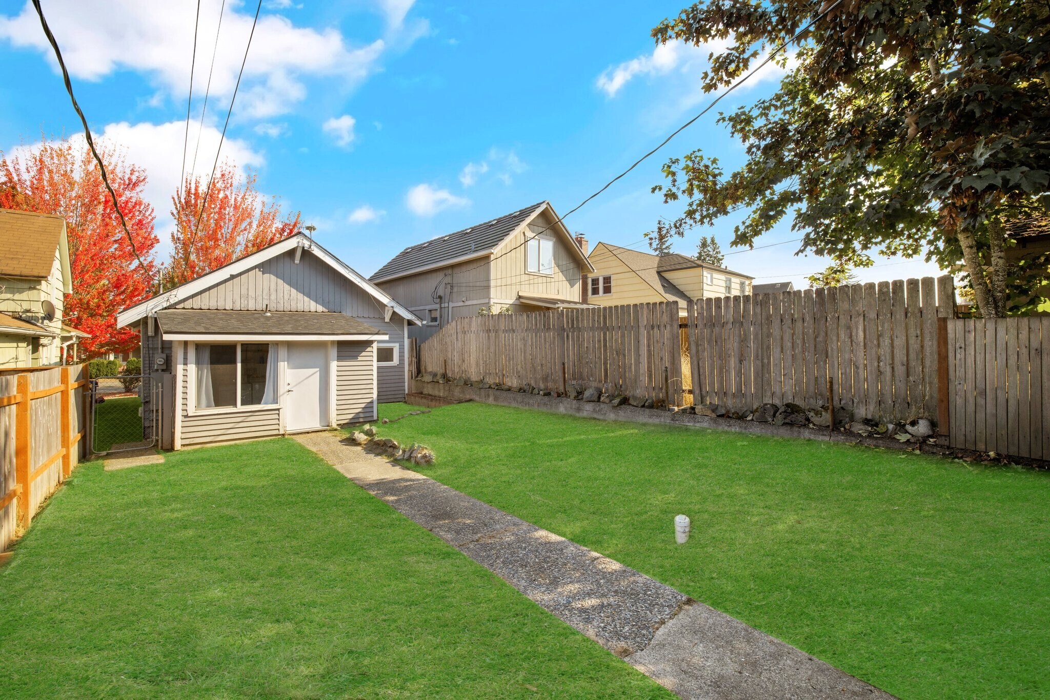 Building Photo - 4116 S Thompson Ave