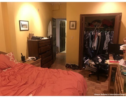 Building Photo - 105 W 4th St