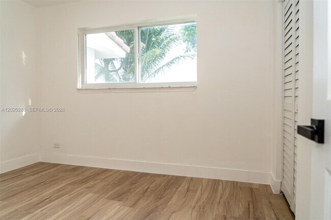 Building Photo - 220 NW 112th Terrace