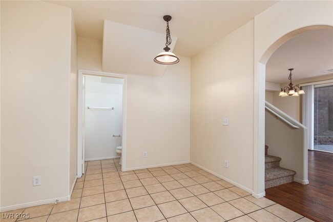 Building Photo - 550 Twilight Blue Ave