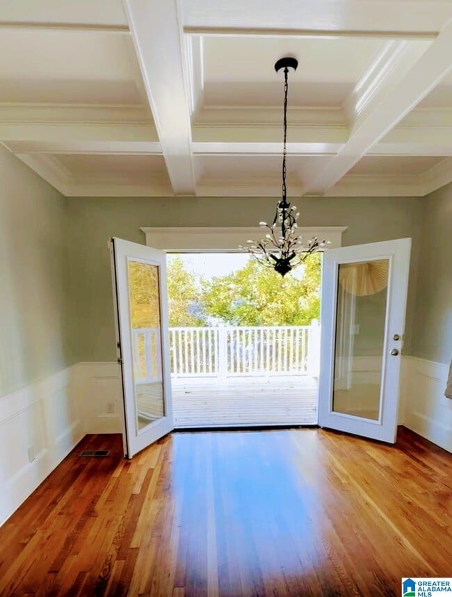 Building Photo - 7818 6th Ave S