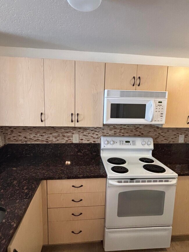 Building Photo - 3474 Cypress Trail