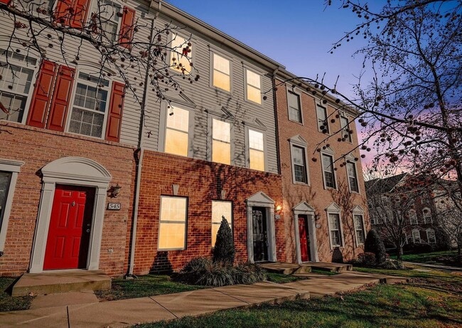 Building Photo - Resort-Style High View Townhome with 2-Car Garage, Private Office & Walkable Hunt Valley Location