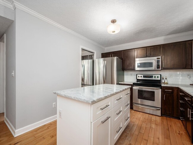 Building Photo - 3259 Longspur Dr