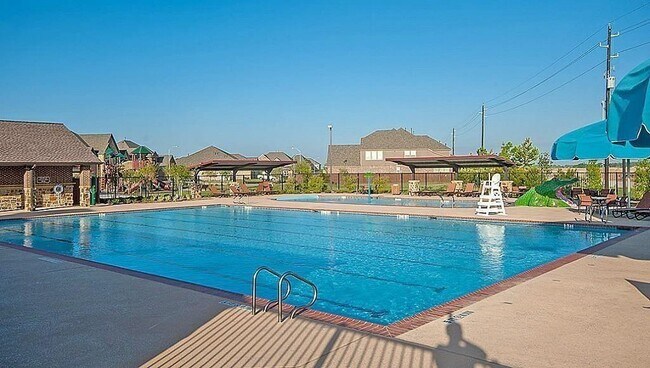 Building Photo - 23727 San Barria Dr