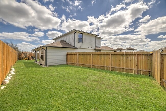 Building Photo - 1228 Haverford Ln
