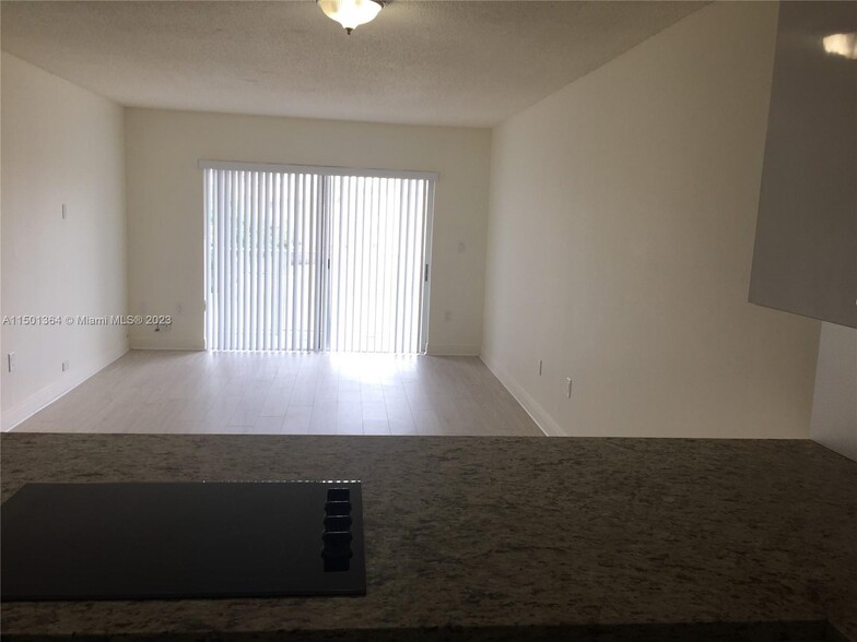 Building Photo - 4920 NW 79th Ave