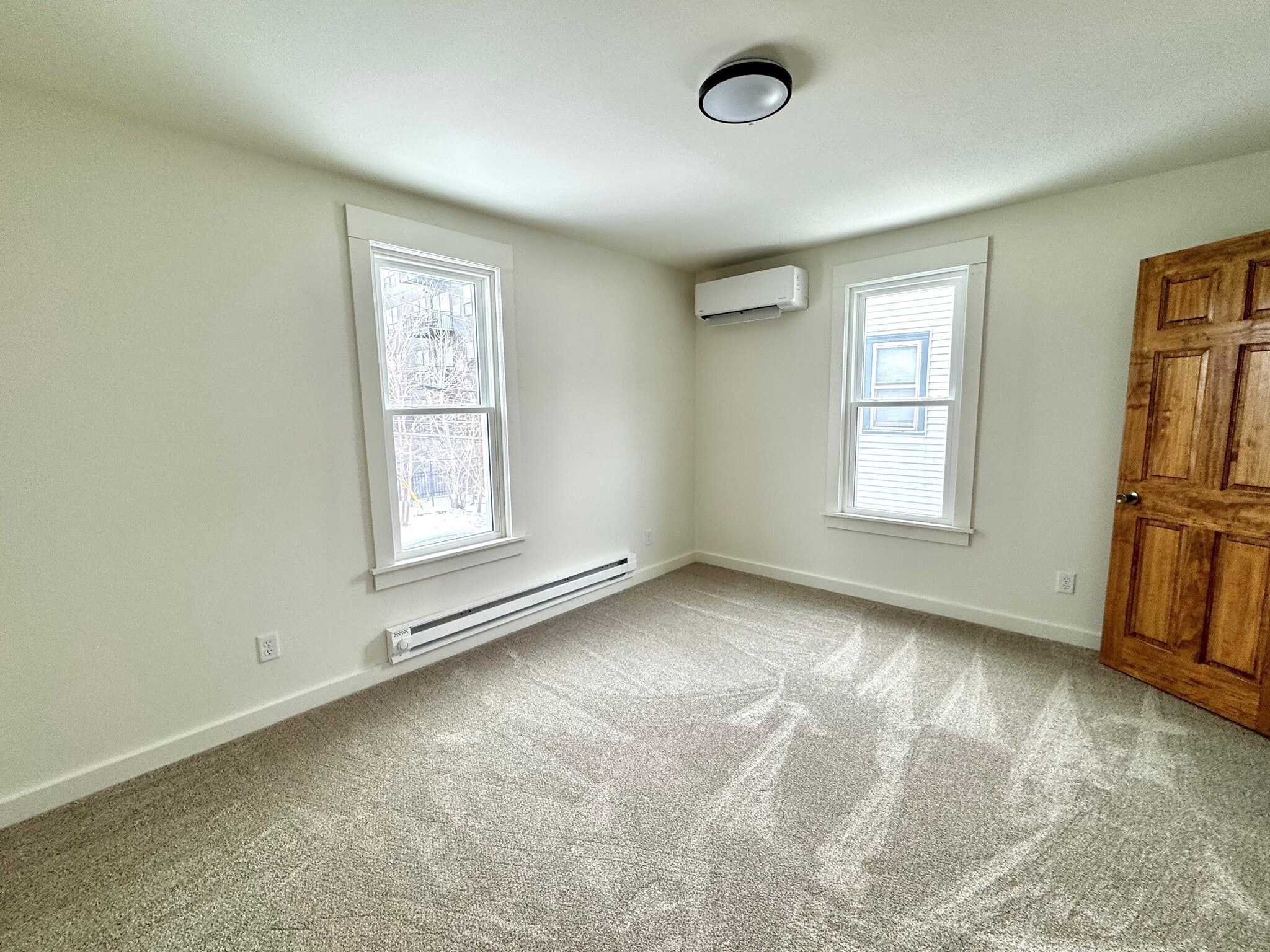 Building Photo - 1546 Selby Ave