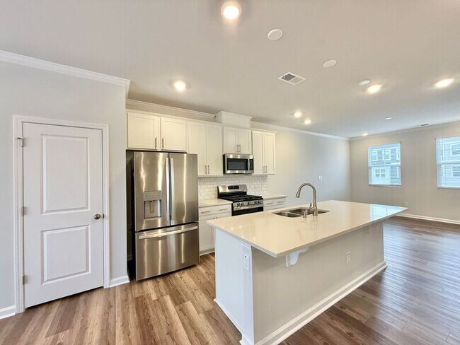 Building Photo - 1775 Night Sky Trl