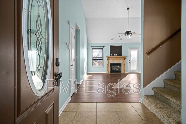 Building Photo - 3565 Southwood Dr