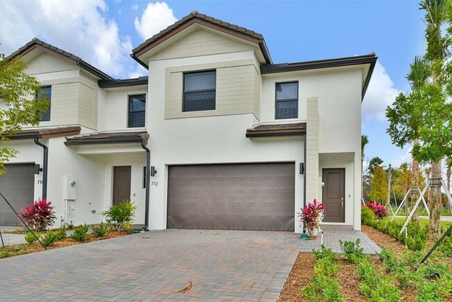 Building Photo - 706 Stellar Ct