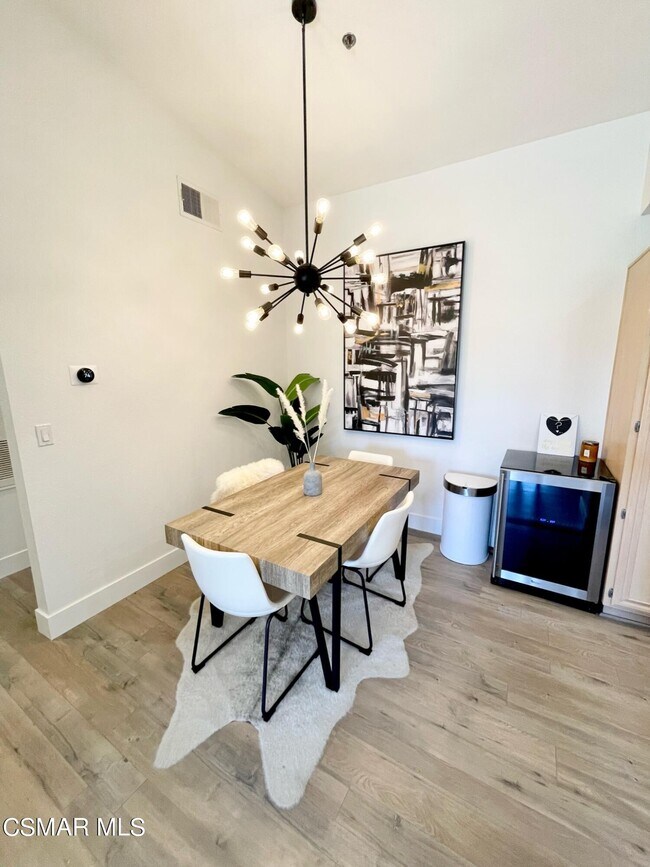 Building Photo - 675 Oak Run Trail