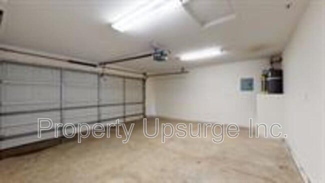 Building Photo - 3745 Silvario Ct