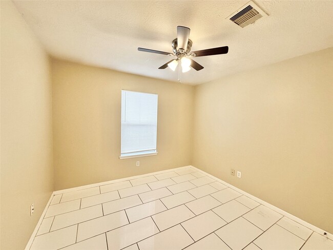 Building Photo - 19803 Cannon Fire Dr