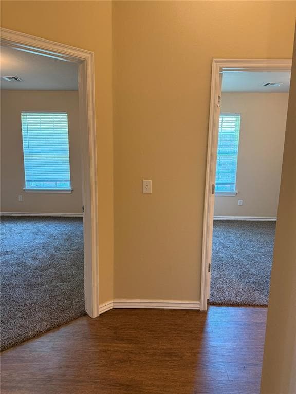 Building Photo - 1421 Teakwood Dr