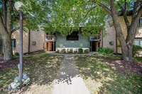 Building Photo - 236 Medford Ct