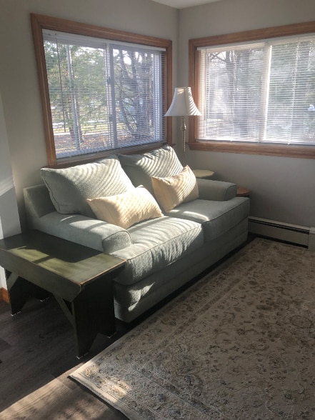 Building Photo - 1424 Sabattus St