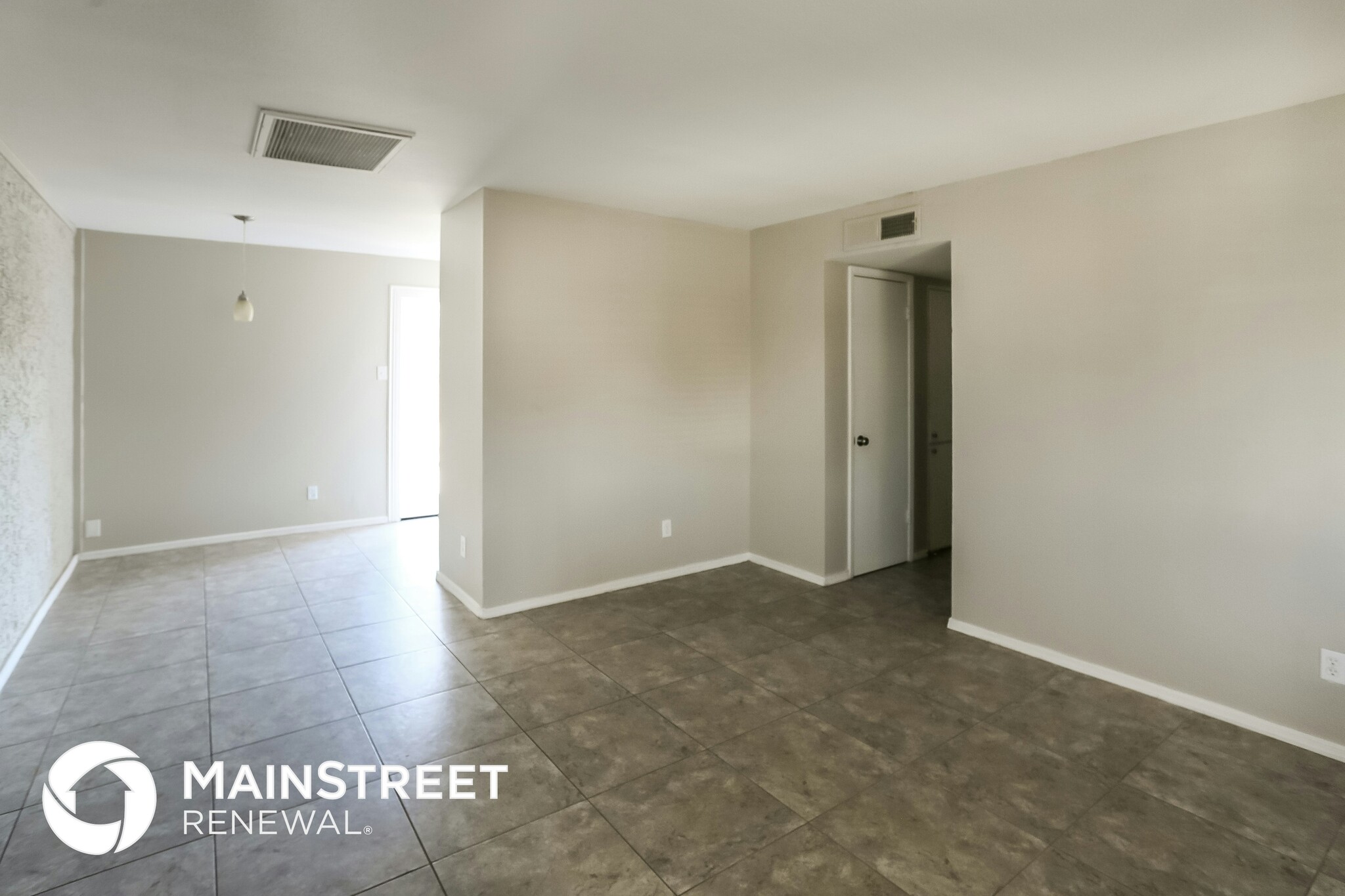 Building Photo - 8209 S 24th Way