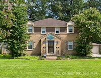 Building Photo - 2029 Hallwood Dr