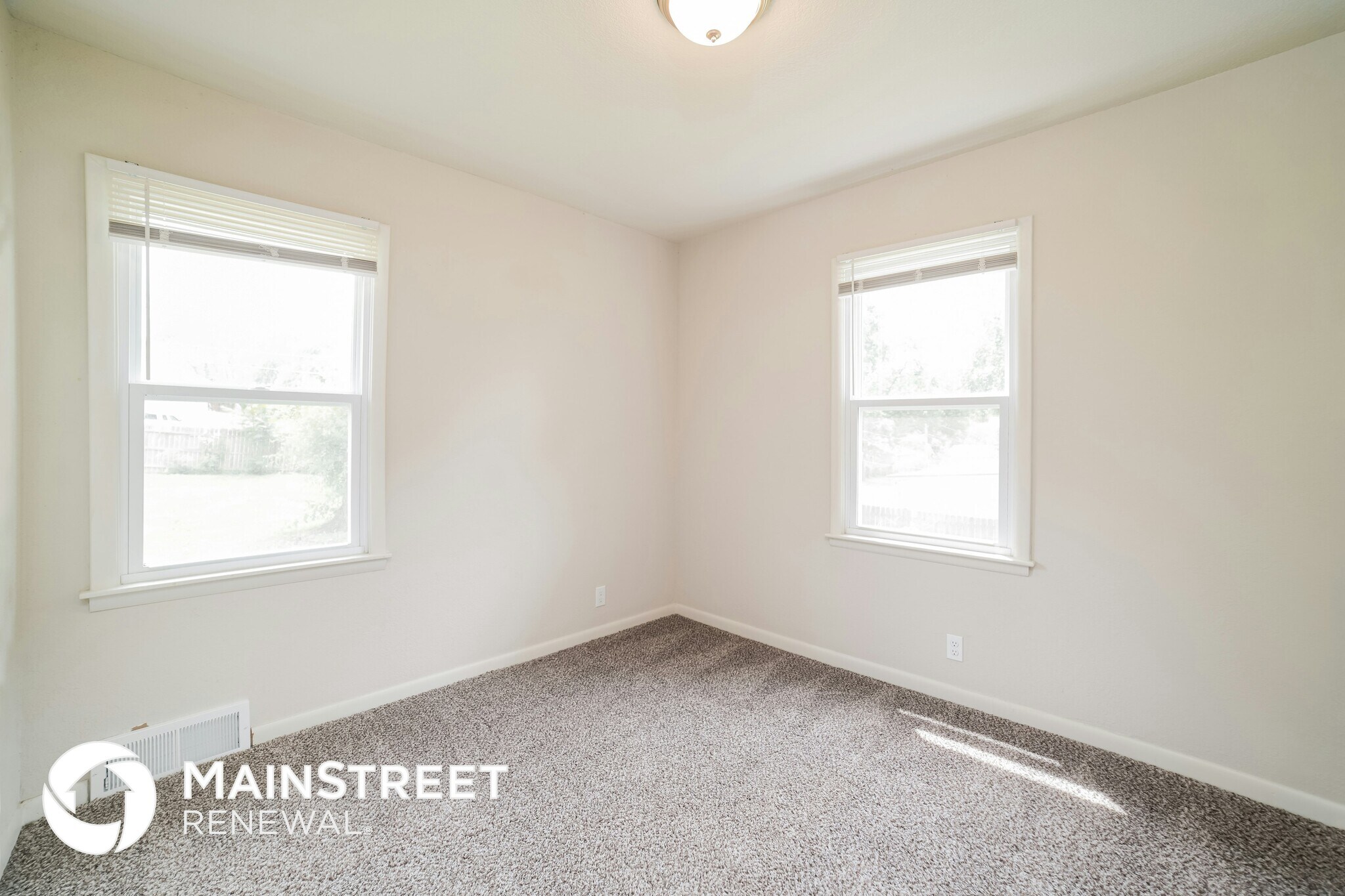 Building Photo - 4909 Norwood Ave