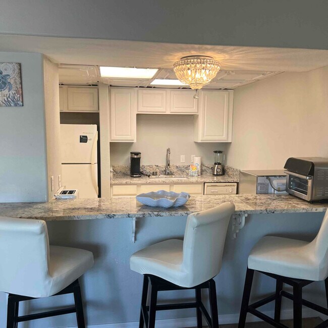Building Photo - 336 Fort Pickens Rd