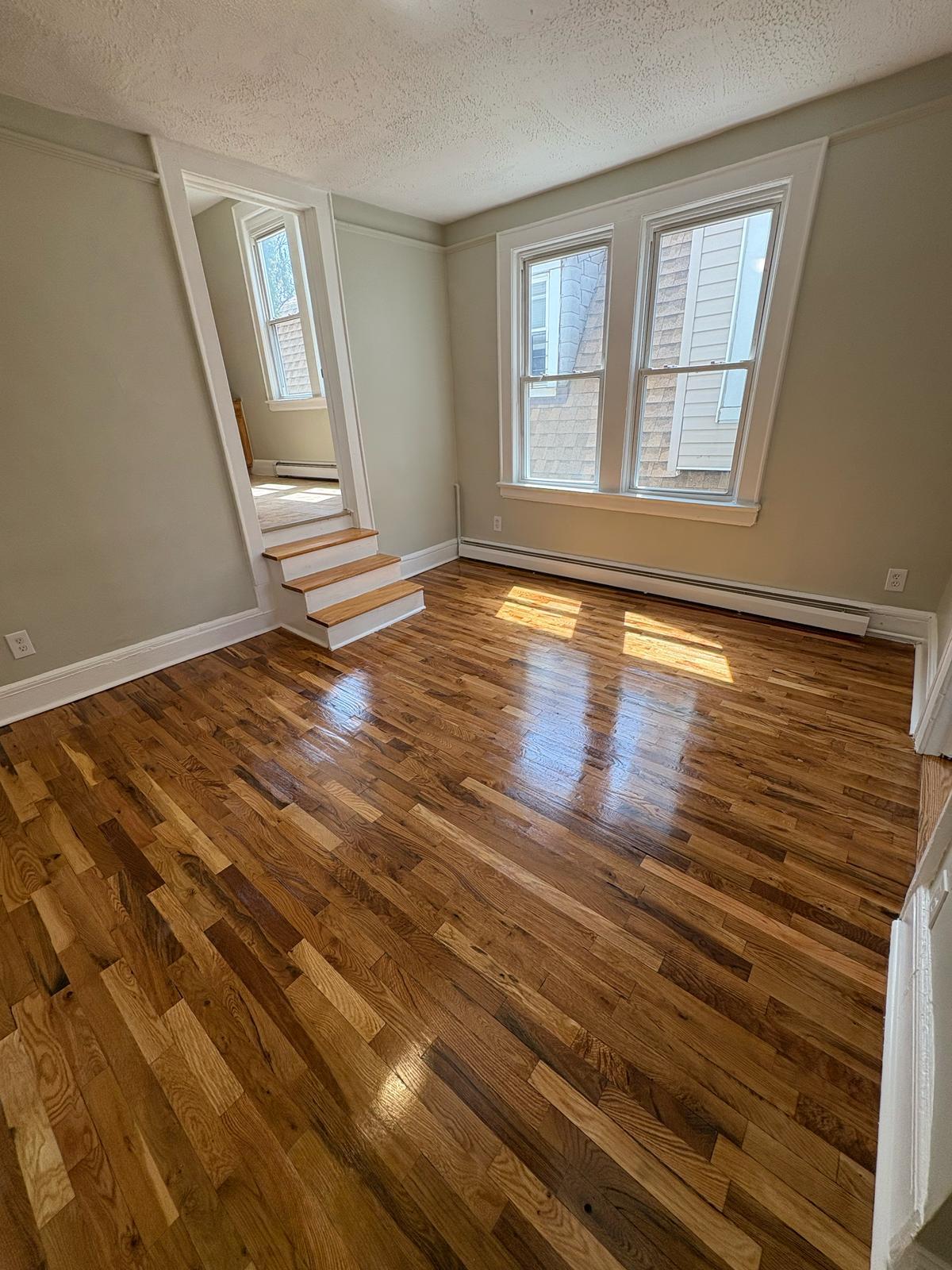 110 E Parkway 3R - 114 Eastern Pky
