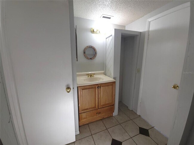 Building Photo - 7505 Pitch Pine Cir