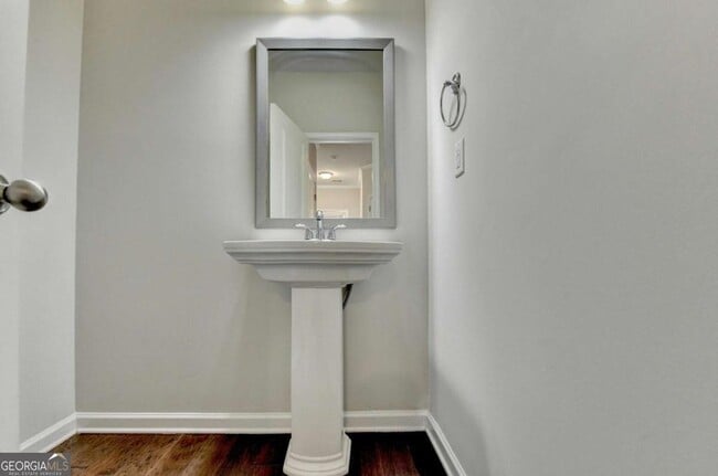 Building Photo - 5535 Lightheart Ct
