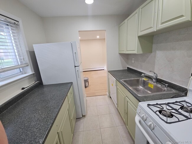 Building Photo - 41 Tanager Rd