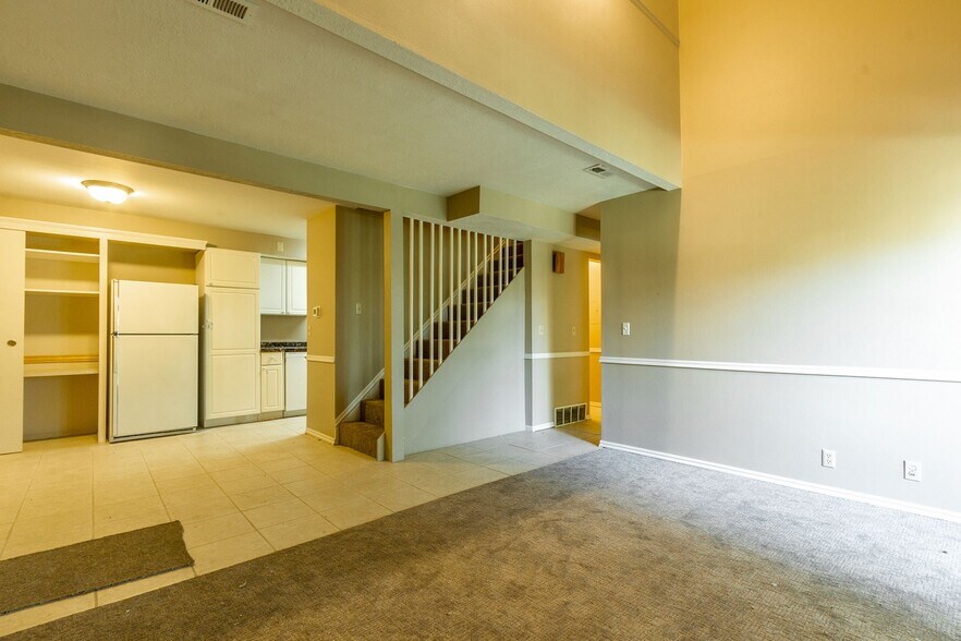 Building Photo - 88 W 50 S Unit C 12