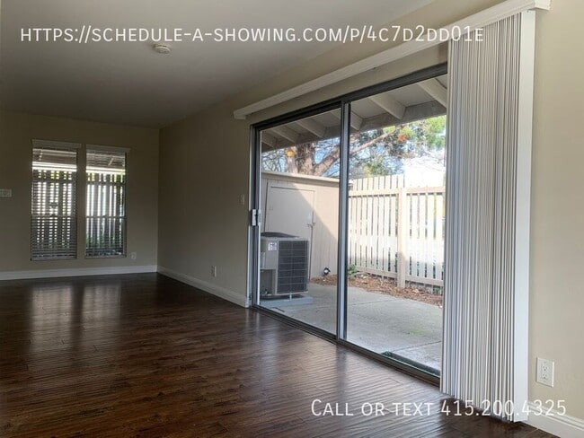Building Photo - 10554 Red Fir Ct