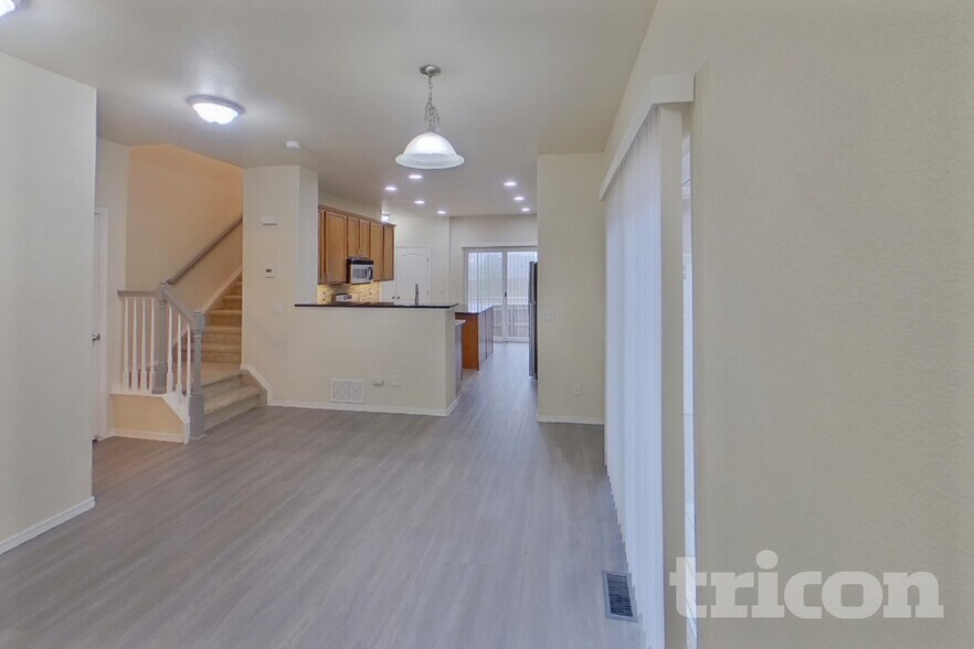 Building Photo - 7147 Silverwind Cir
