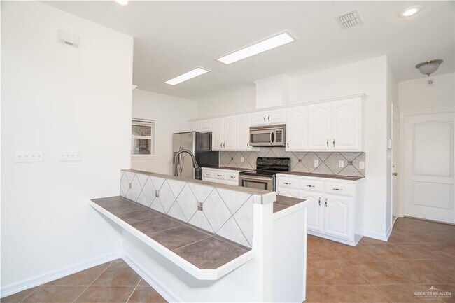 Building Photo - 3009 San Federico Rd