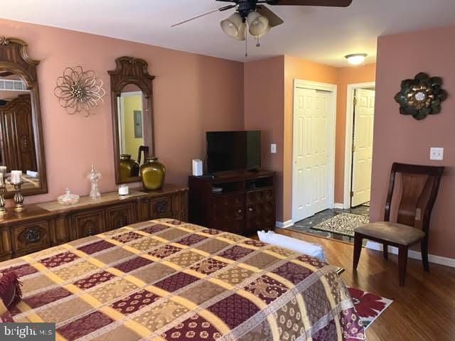 Building Photo - 305 Red Bud Ln