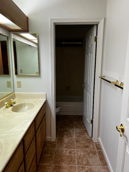 Building Photo - 166 Bald Eagle Dr