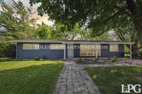 Building Photo - 804 Village Trail