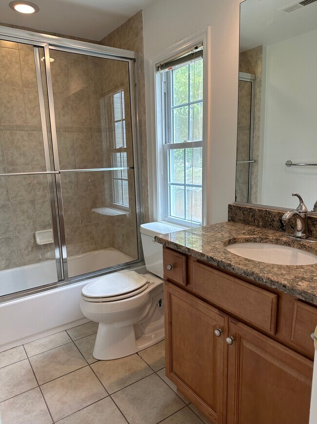 Building Photo - 5628 7th Rd S