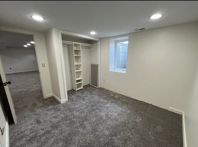 Building Photo - 34th Street