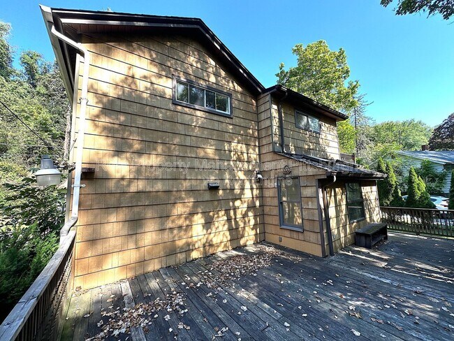 Building Photo - 6174 Poketa Rd