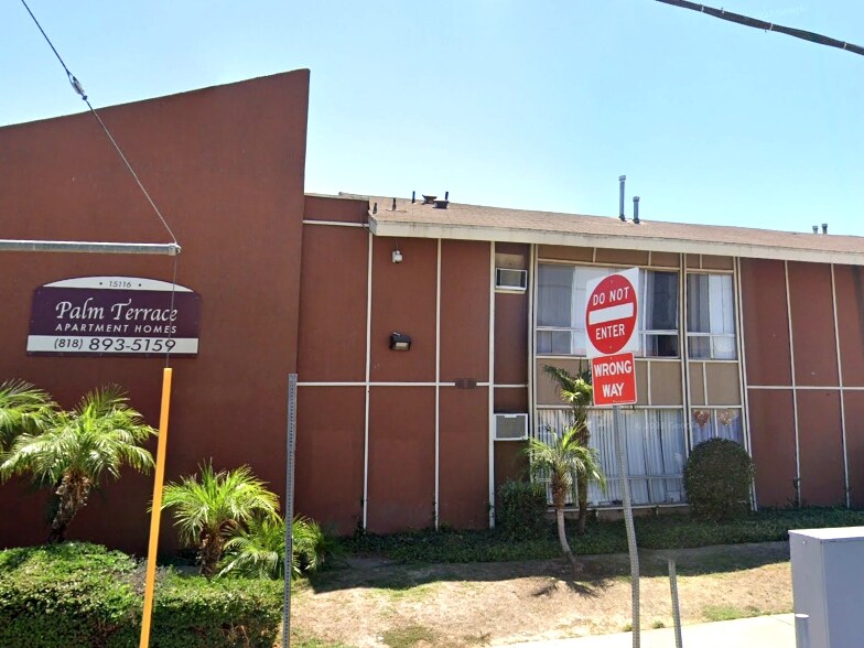 Building Photo - 15116 Parthenia St