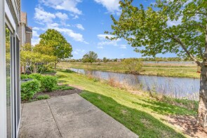 Building Photo - 593 Springbrook Trl N