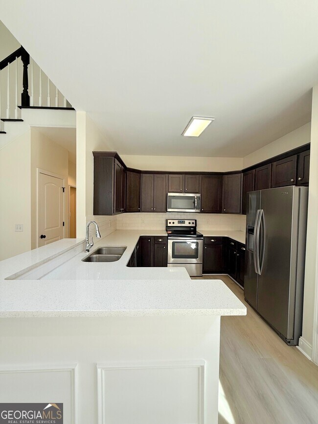 Building Photo - 109 Garden Walk
