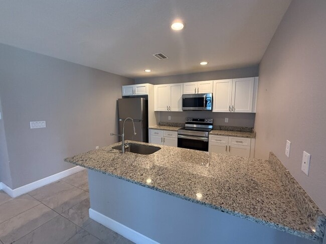 Building Photo - 113 Boundary Blvd