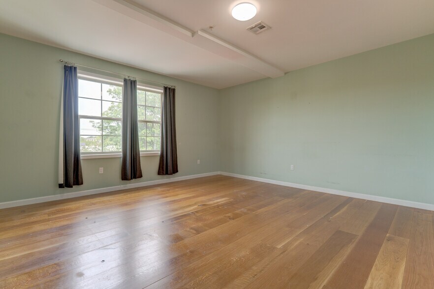 Building Photo - 58 Dixwell Ave
