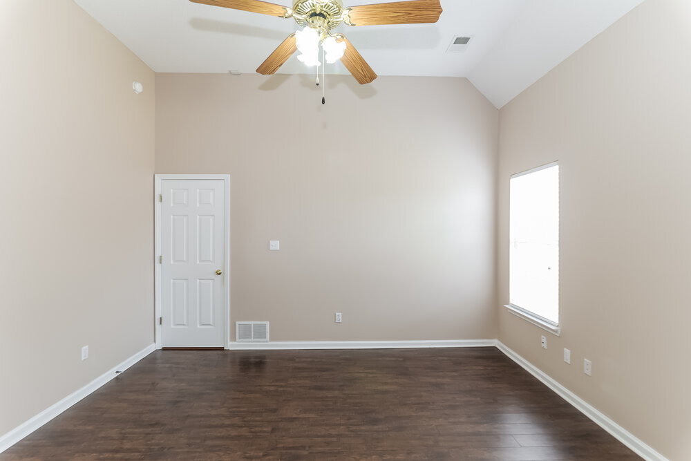 Building Photo - 1128 Fredrick Dr