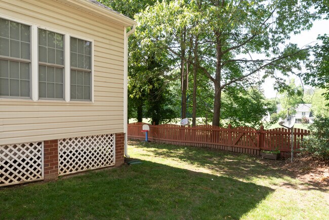 Building Photo - 14230 Spyglass Hill Cir