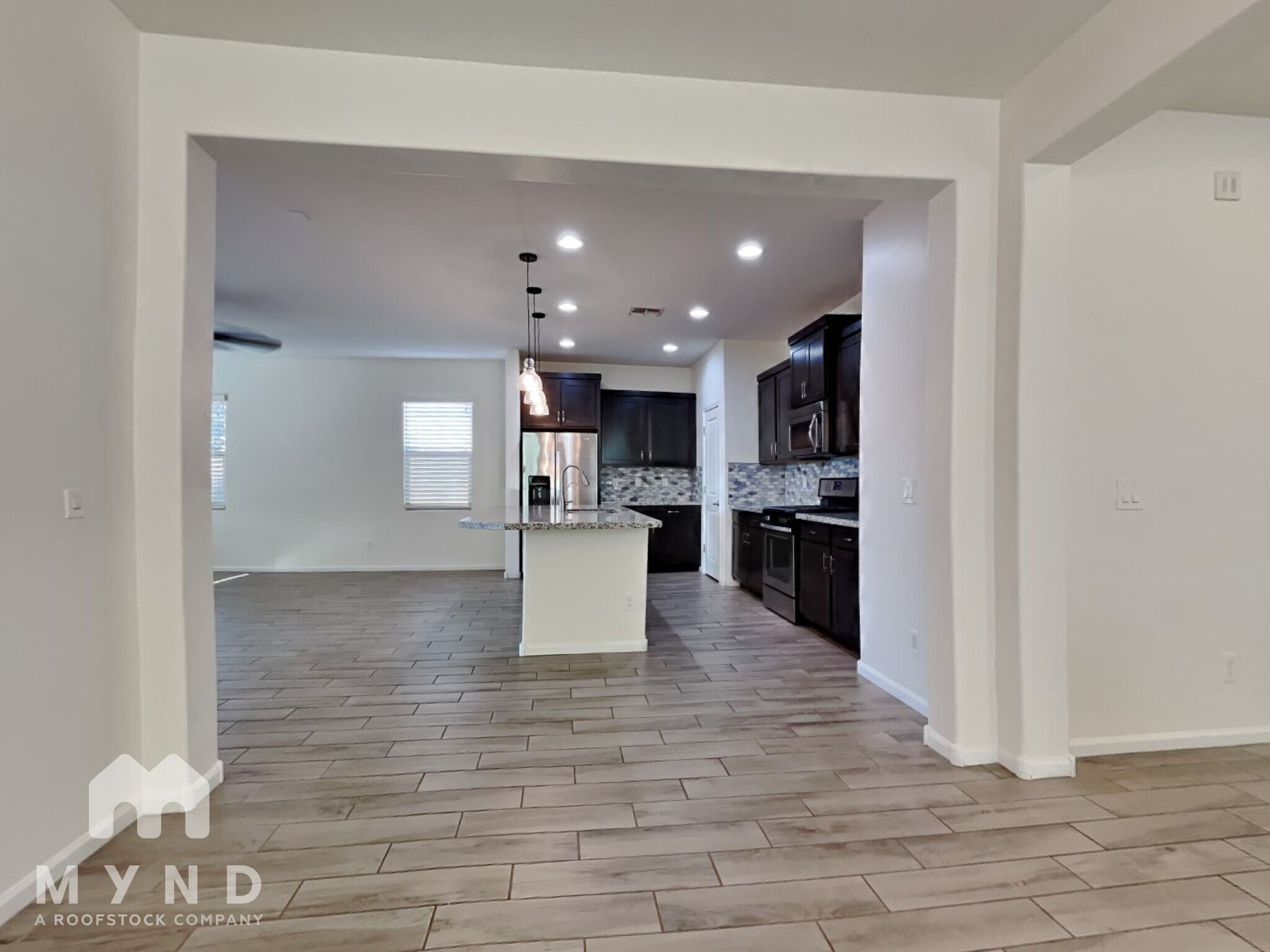 Building Photo - 19913 W Lincoln St