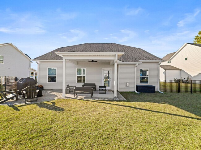 Building Photo - Mimosa Bay Beauty